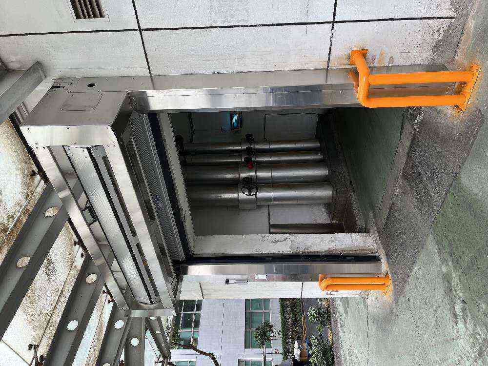 工業卷簾門與電動卷簾門的區別